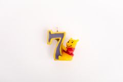 Winnie the pooh svečka 7