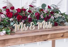Wooden Inscription Mr & Mrs Gold