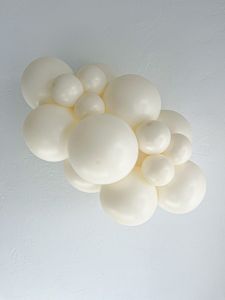 Latex baloni 30 cm Lace Tuftex